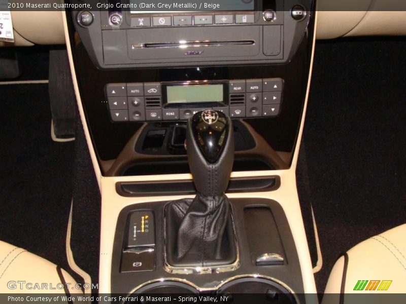 Grigio Granito (Dark Grey Metallic) / Beige 2010 Maserati Quattroporte