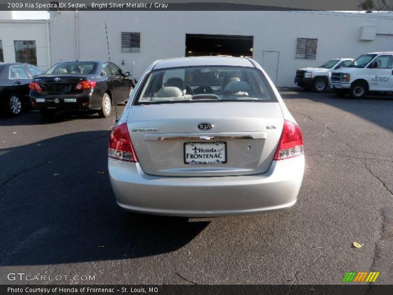 Bright Silver Metallic / Gray 2009 Kia Spectra EX Sedan