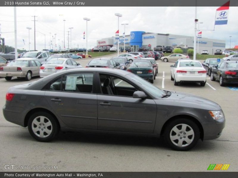Willow Gray / Gray 2010 Hyundai Sonata GLS