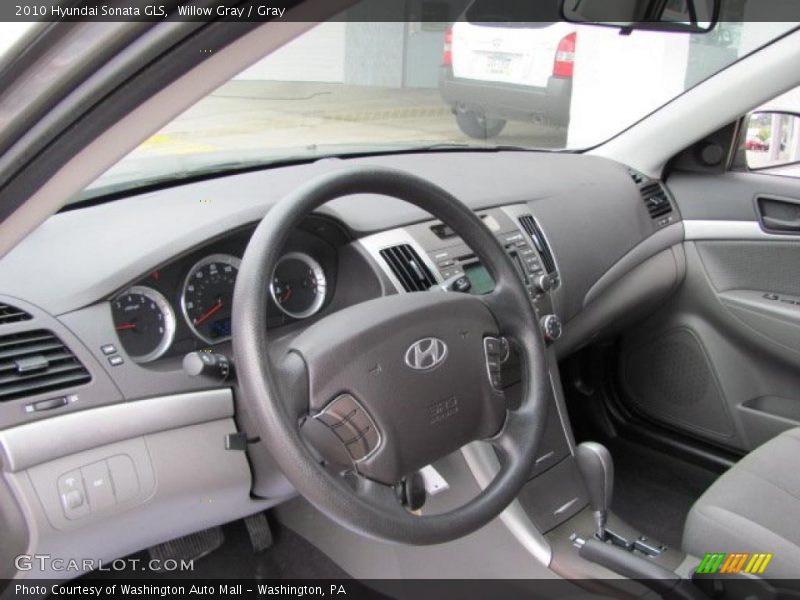 Willow Gray / Gray 2010 Hyundai Sonata GLS