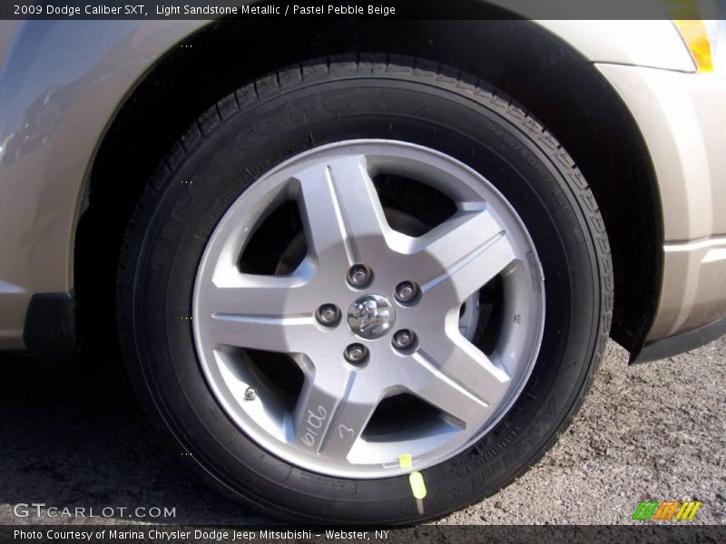 Light Sandstone Metallic / Pastel Pebble Beige 2009 Dodge Caliber SXT
