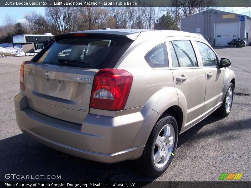 Light Sandstone Metallic / Pastel Pebble Beige 2009 Dodge Caliber SXT