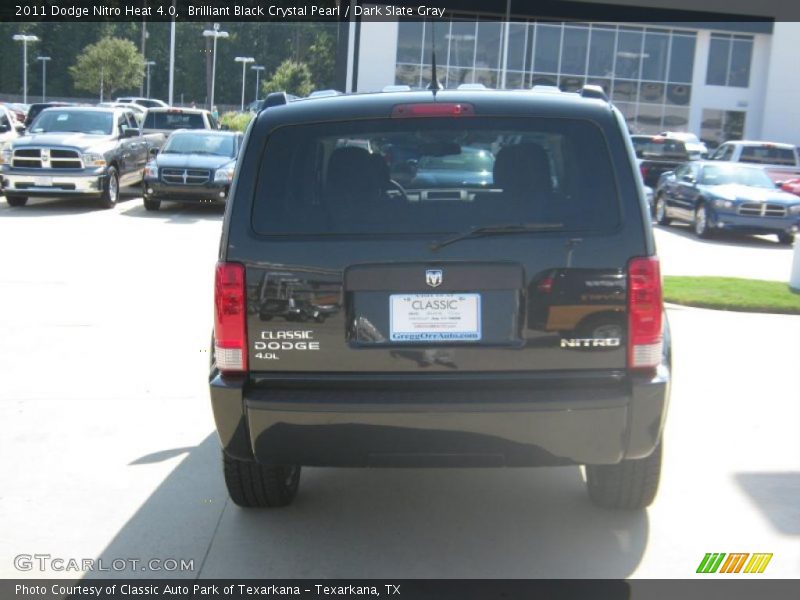 Brilliant Black Crystal Pearl / Dark Slate Gray 2011 Dodge Nitro Heat 4.0