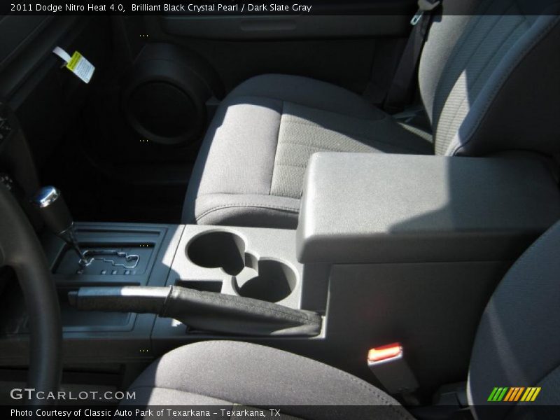 Brilliant Black Crystal Pearl / Dark Slate Gray 2011 Dodge Nitro Heat 4.0