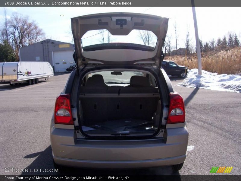 Light Sandstone Metallic / Pastel Pebble Beige 2009 Dodge Caliber SXT