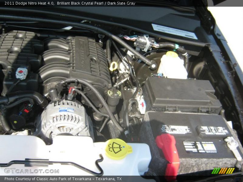 Brilliant Black Crystal Pearl / Dark Slate Gray 2011 Dodge Nitro Heat 4.0