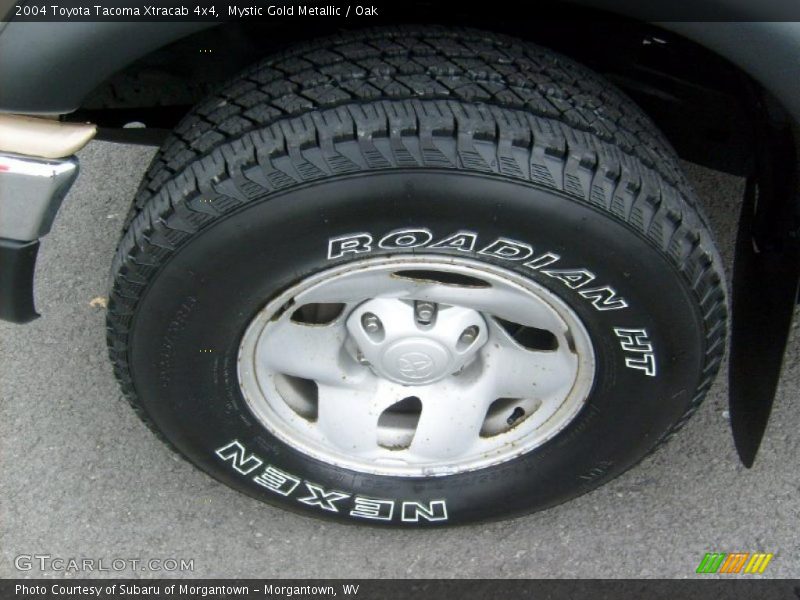 Mystic Gold Metallic / Oak 2004 Toyota Tacoma Xtracab 4x4