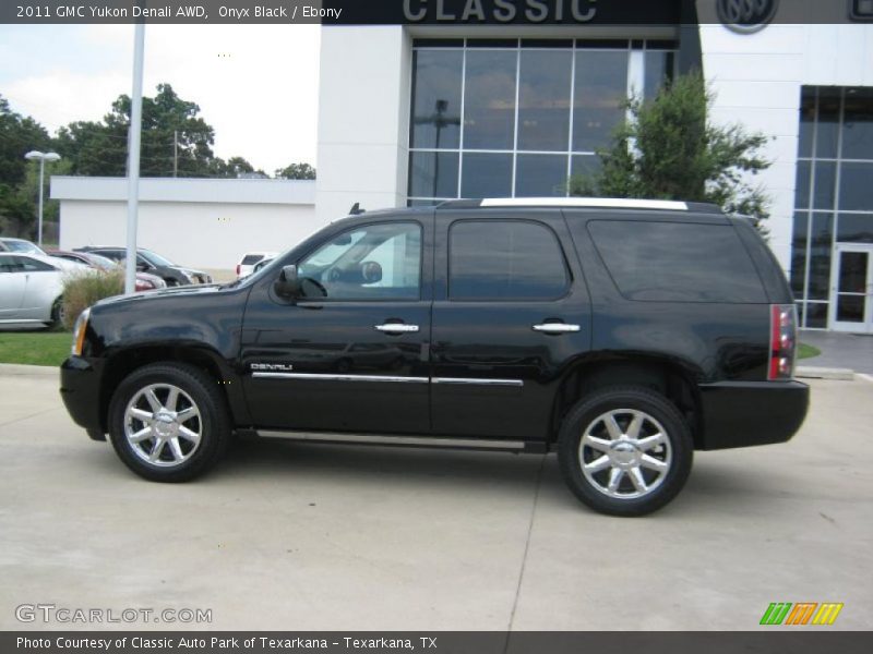 Onyx Black / Ebony 2011 GMC Yukon Denali AWD