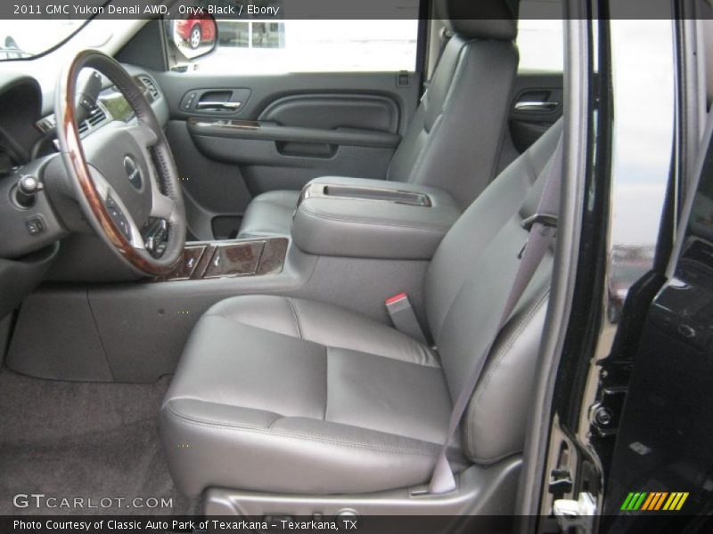 Onyx Black / Ebony 2011 GMC Yukon Denali AWD