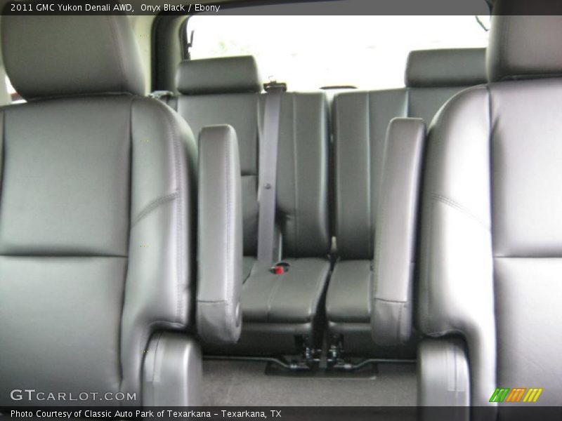 Onyx Black / Ebony 2011 GMC Yukon Denali AWD