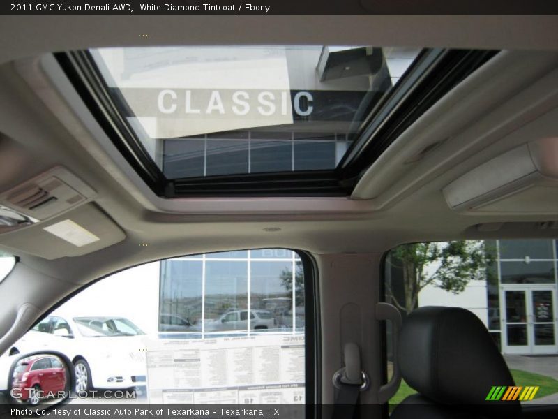 White Diamond Tintcoat / Ebony 2011 GMC Yukon Denali AWD