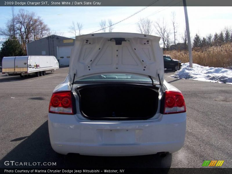 Stone White / Dark Slate Gray 2009 Dodge Charger SXT