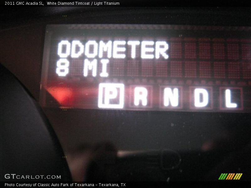 White Diamond Tintcoat / Light Titanium 2011 GMC Acadia SL