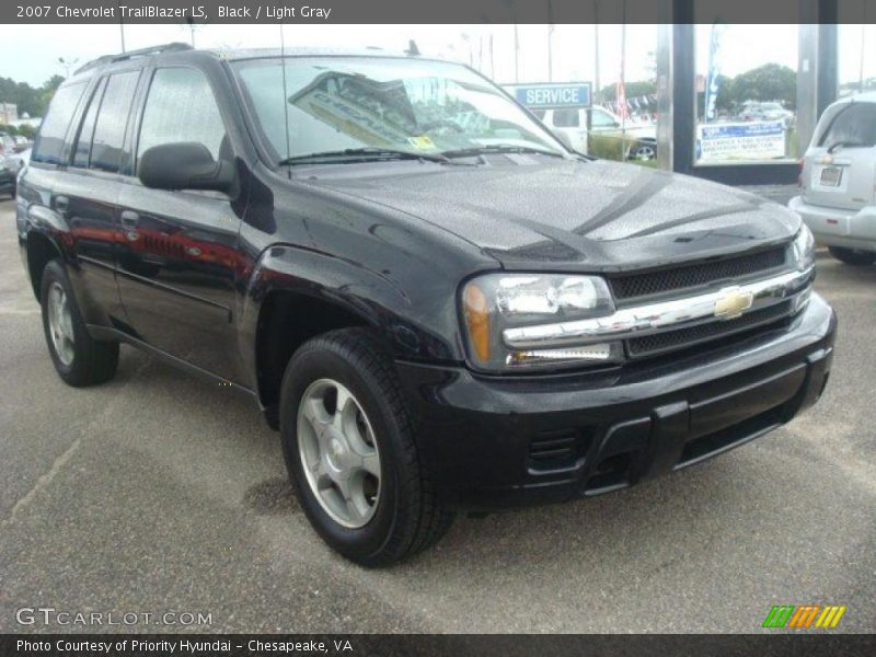 Black / Light Gray 2007 Chevrolet TrailBlazer LS