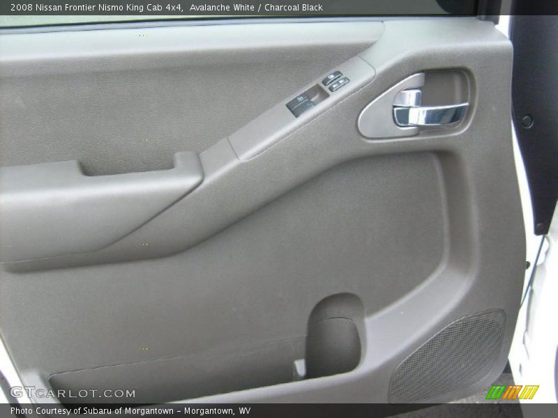 Avalanche White / Charcoal Black 2008 Nissan Frontier Nismo King Cab 4x4