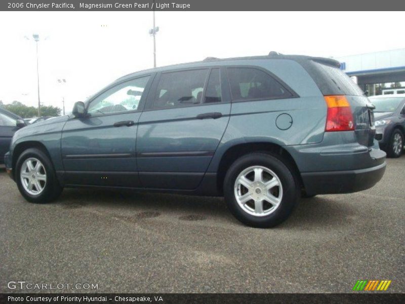 Magnesium Green Pearl / Light Taupe 2006 Chrysler Pacifica