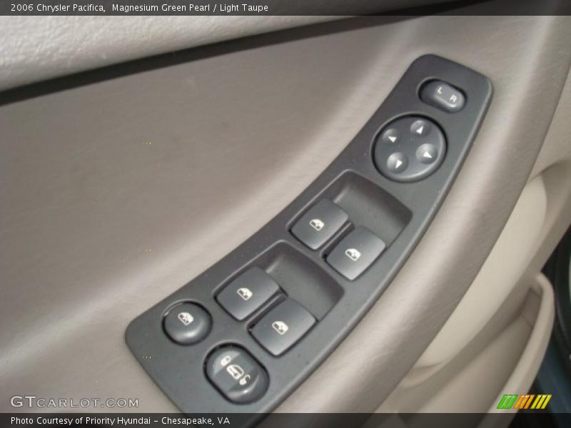 Magnesium Green Pearl / Light Taupe 2006 Chrysler Pacifica