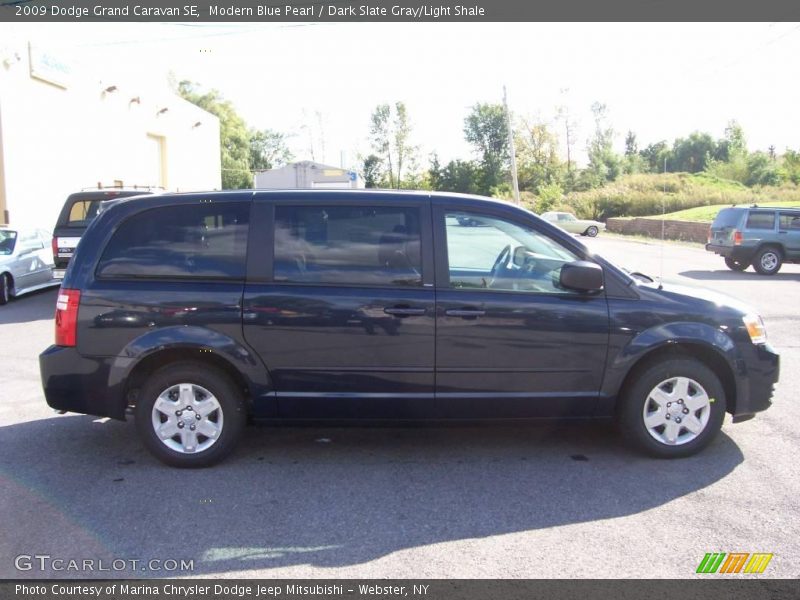 Modern Blue Pearl / Dark Slate Gray/Light Shale 2009 Dodge Grand Caravan SE