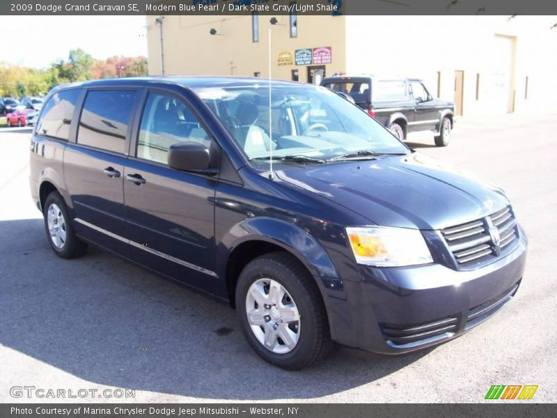 Modern Blue Pearl / Dark Slate Gray/Light Shale 2009 Dodge Grand Caravan SE