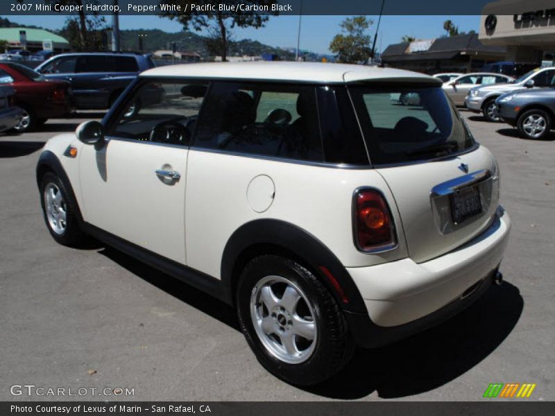 Pepper White / Pacific Blue/Carbon Black 2007 Mini Cooper Hardtop