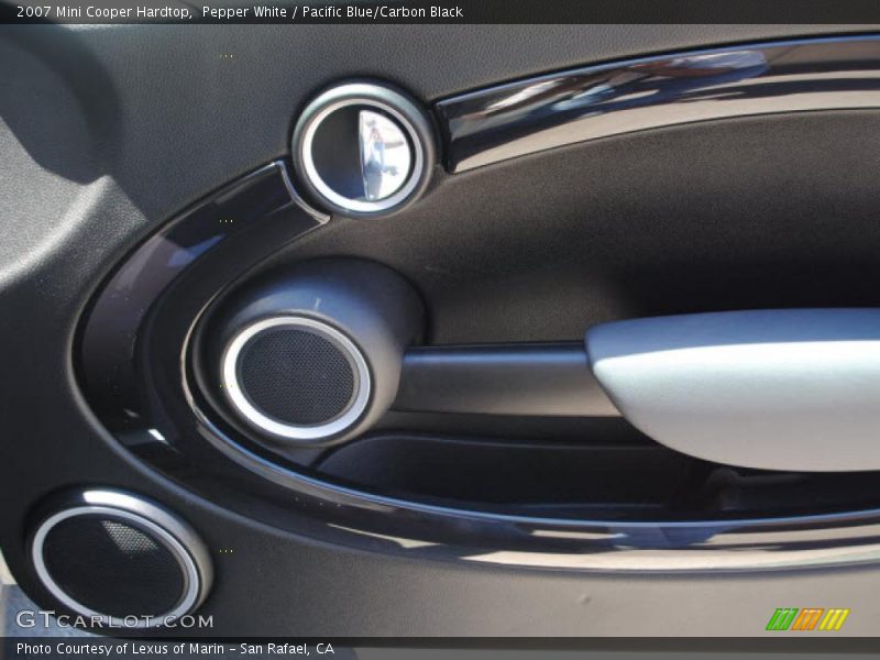 Pepper White / Pacific Blue/Carbon Black 2007 Mini Cooper Hardtop