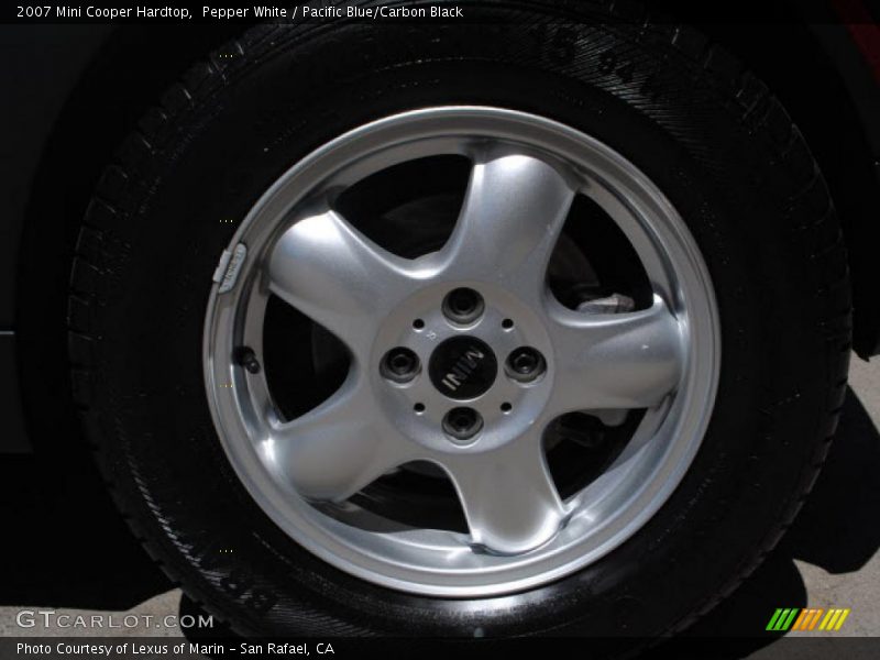 Pepper White / Pacific Blue/Carbon Black 2007 Mini Cooper Hardtop