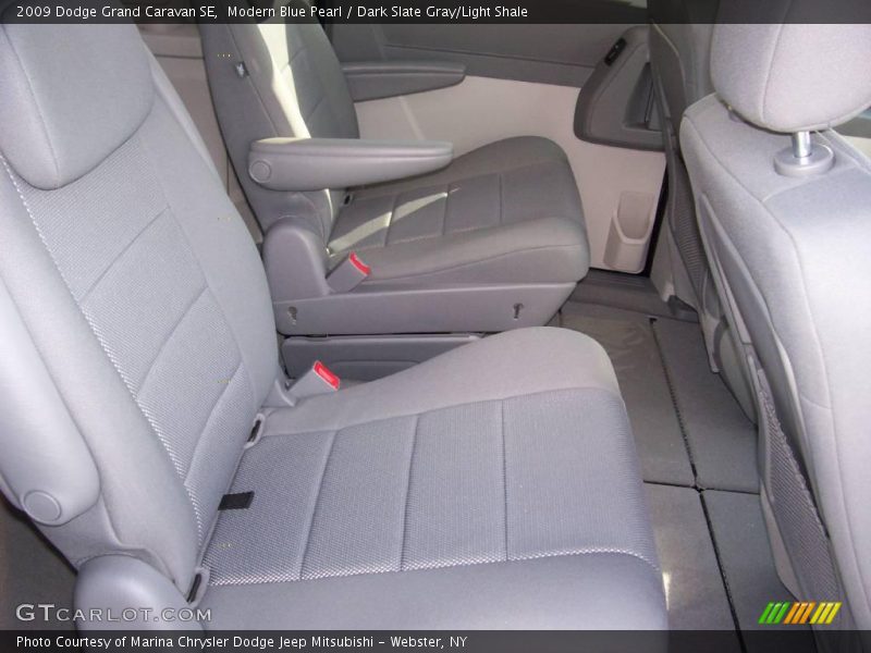 Modern Blue Pearl / Dark Slate Gray/Light Shale 2009 Dodge Grand Caravan SE