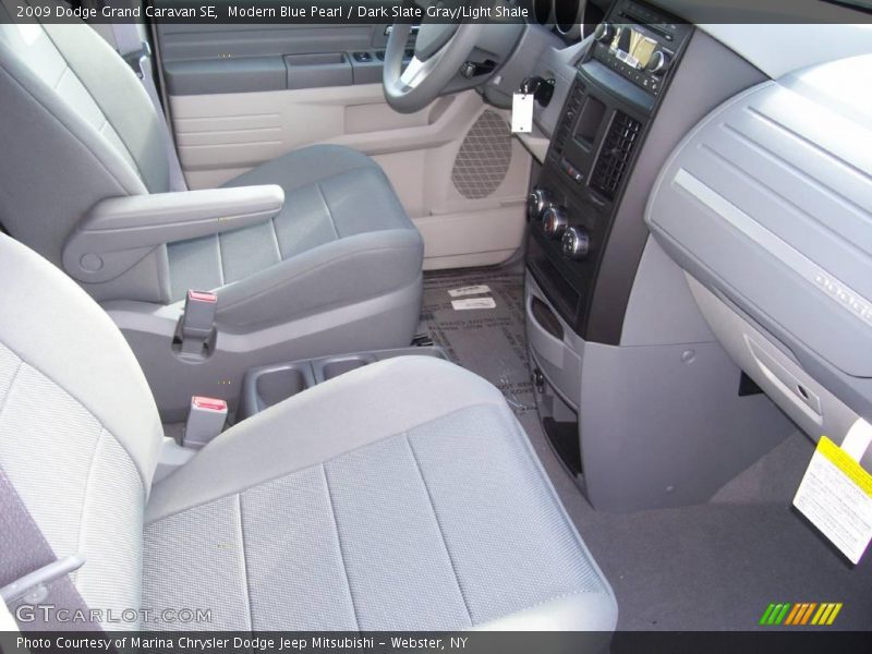 Modern Blue Pearl / Dark Slate Gray/Light Shale 2009 Dodge Grand Caravan SE