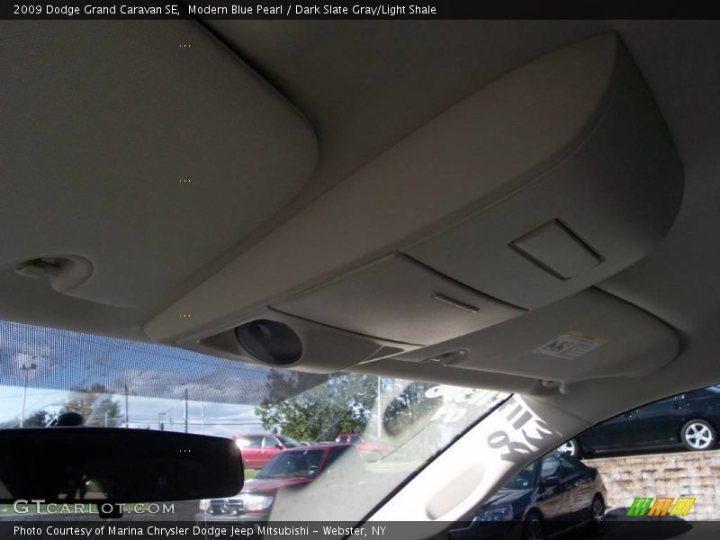 Modern Blue Pearl / Dark Slate Gray/Light Shale 2009 Dodge Grand Caravan SE