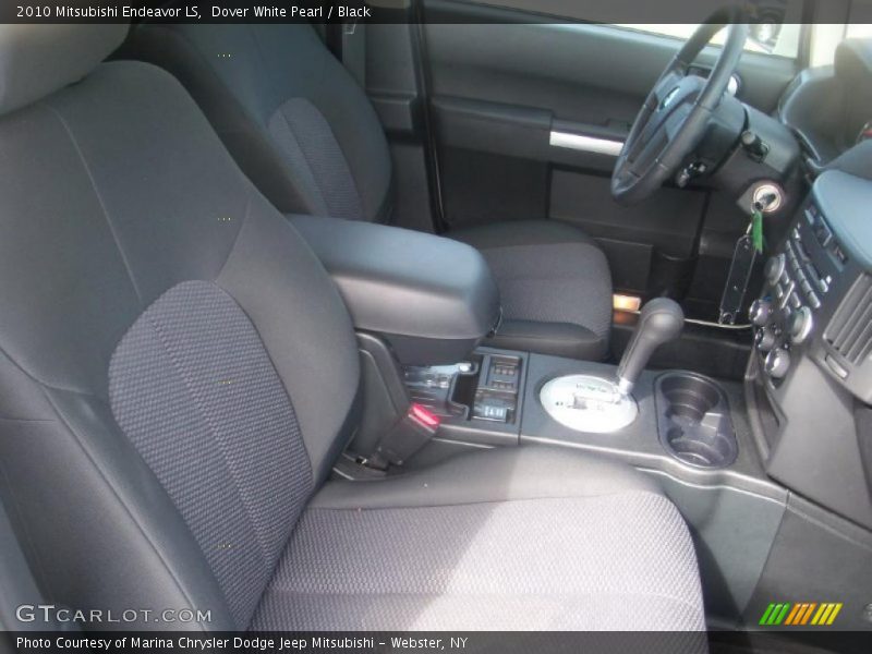 Dover White Pearl / Black 2010 Mitsubishi Endeavor LS