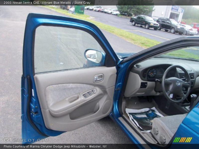 Vibrant Blue Metallic / Stone Gray 2003 Nissan Sentra GXE