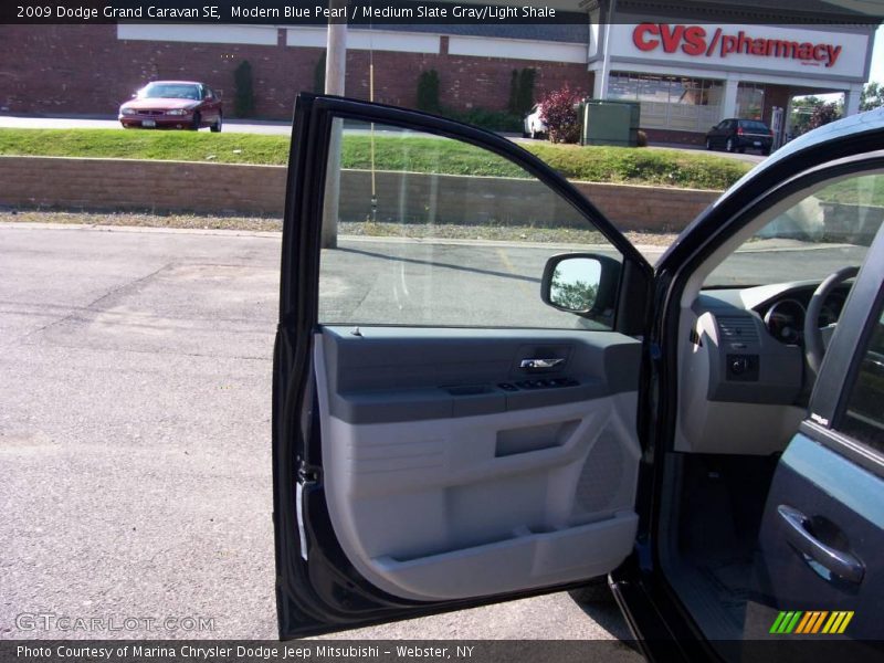 Modern Blue Pearl / Medium Slate Gray/Light Shale 2009 Dodge Grand Caravan SE