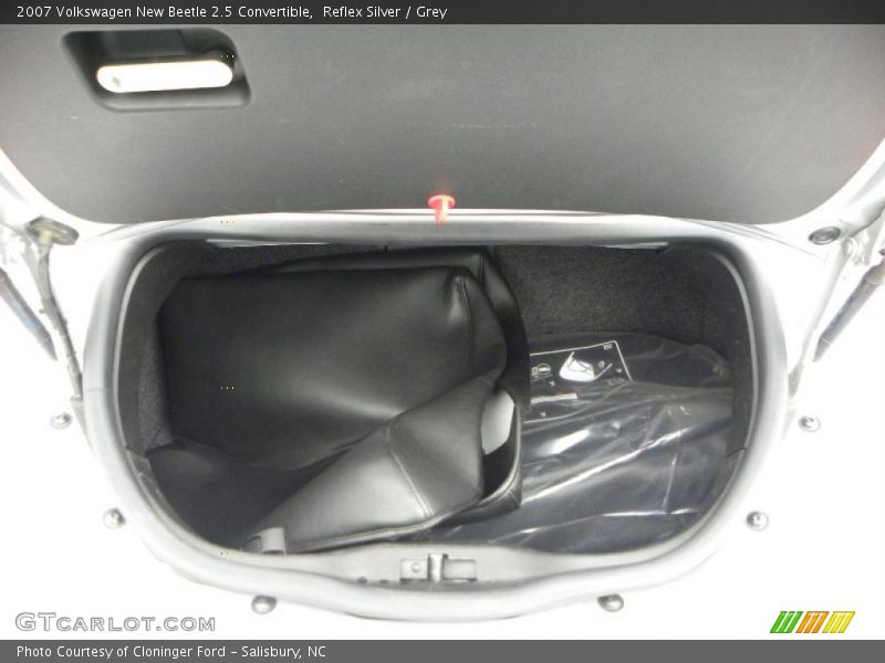 Reflex Silver / Grey 2007 Volkswagen New Beetle 2.5 Convertible