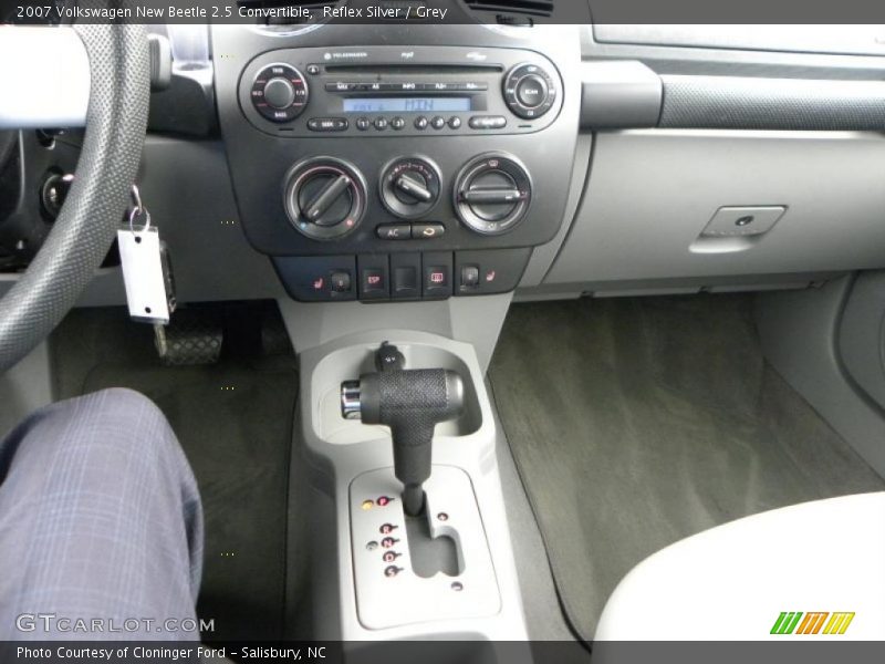 Reflex Silver / Grey 2007 Volkswagen New Beetle 2.5 Convertible