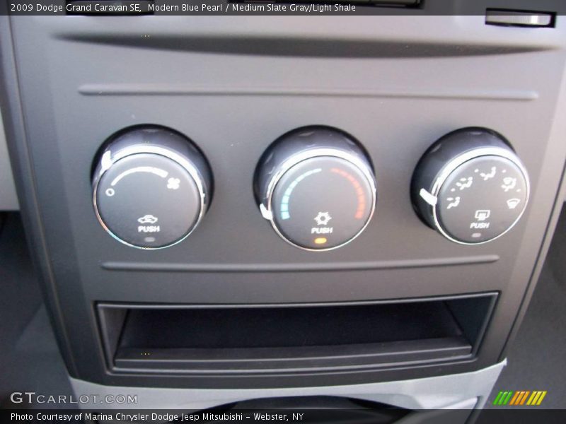 Modern Blue Pearl / Medium Slate Gray/Light Shale 2009 Dodge Grand Caravan SE