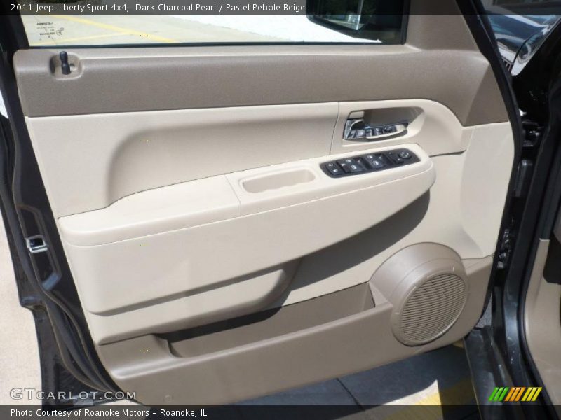 Dark Charcoal Pearl / Pastel Pebble Beige 2011 Jeep Liberty Sport 4x4