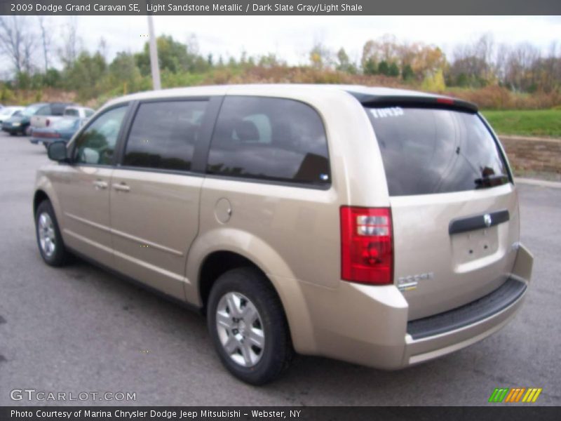 Light Sandstone Metallic / Dark Slate Gray/Light Shale 2009 Dodge Grand Caravan SE