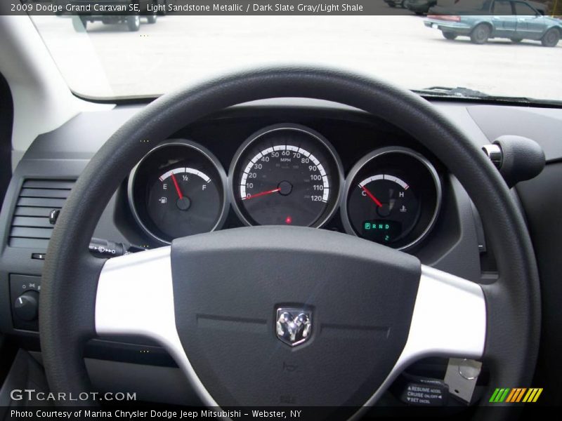 Light Sandstone Metallic / Dark Slate Gray/Light Shale 2009 Dodge Grand Caravan SE