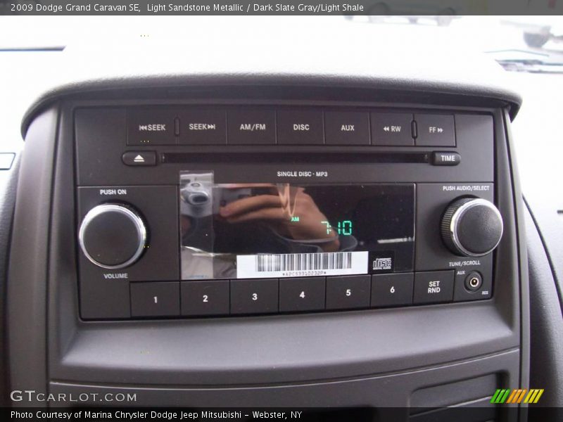 Light Sandstone Metallic / Dark Slate Gray/Light Shale 2009 Dodge Grand Caravan SE