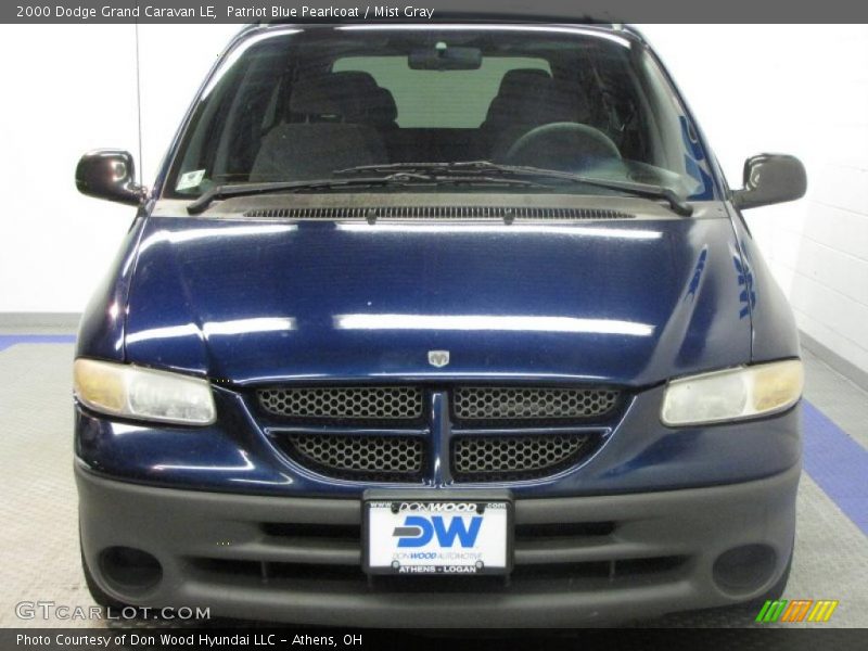 Patriot Blue Pearlcoat / Mist Gray 2000 Dodge Grand Caravan LE