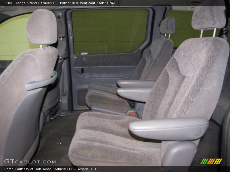 Patriot Blue Pearlcoat / Mist Gray 2000 Dodge Grand Caravan LE