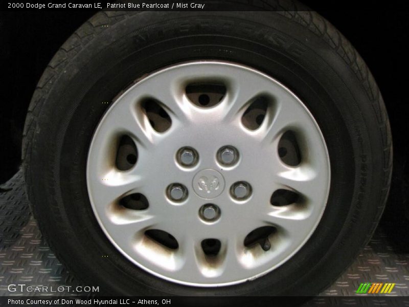 Patriot Blue Pearlcoat / Mist Gray 2000 Dodge Grand Caravan LE