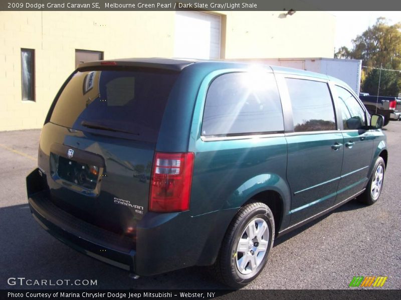Melbourne Green Pearl / Dark Slate Gray/Light Shale 2009 Dodge Grand Caravan SE