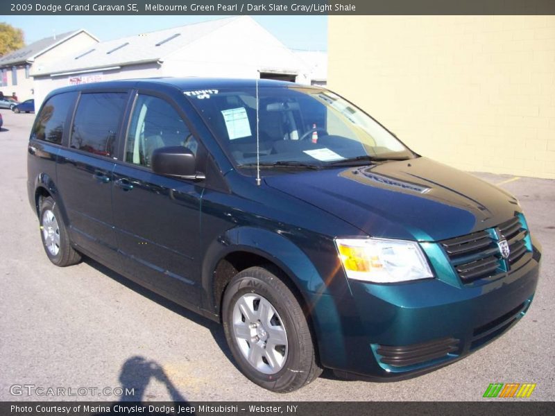 Melbourne Green Pearl / Dark Slate Gray/Light Shale 2009 Dodge Grand Caravan SE