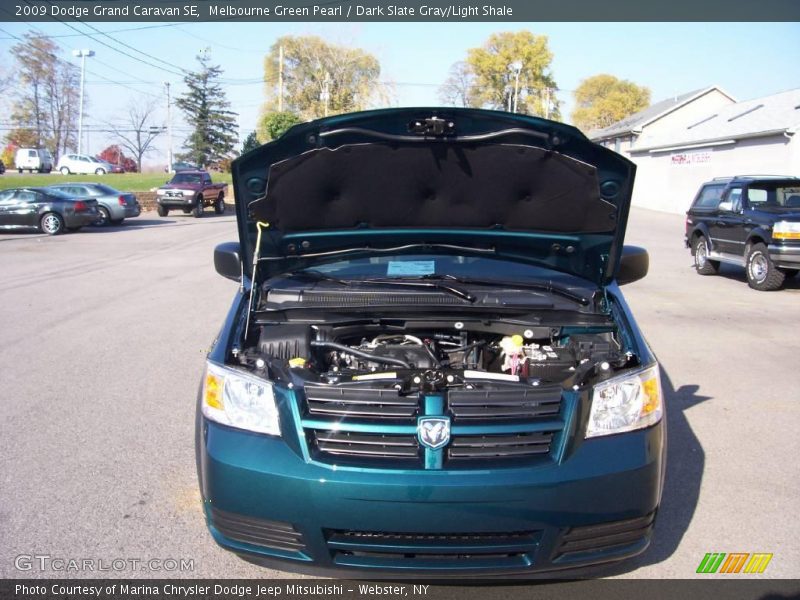 Melbourne Green Pearl / Dark Slate Gray/Light Shale 2009 Dodge Grand Caravan SE