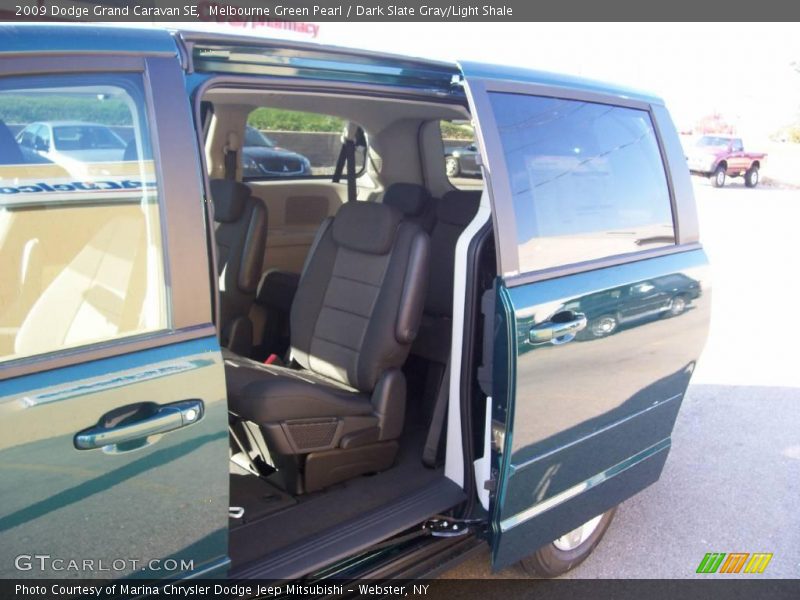 Melbourne Green Pearl / Dark Slate Gray/Light Shale 2009 Dodge Grand Caravan SE