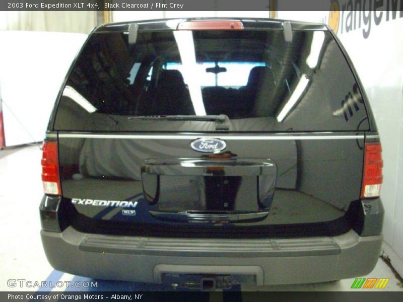 Black Clearcoat / Flint Grey 2003 Ford Expedition XLT 4x4