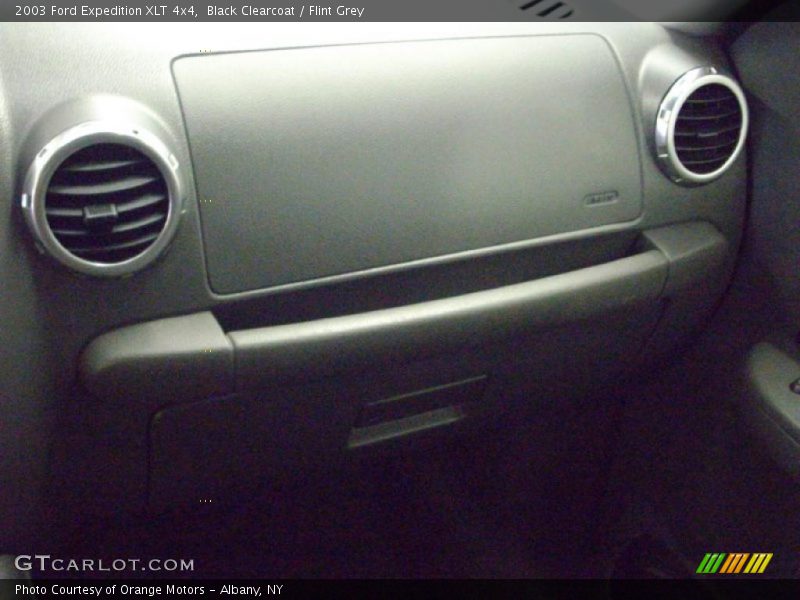 Black Clearcoat / Flint Grey 2003 Ford Expedition XLT 4x4