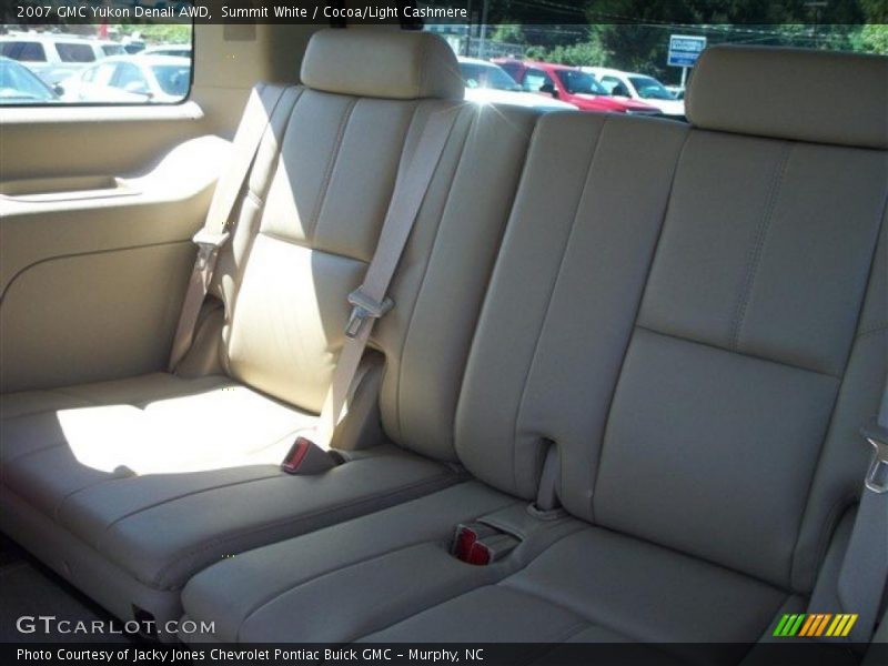 Summit White / Cocoa/Light Cashmere 2007 GMC Yukon Denali AWD