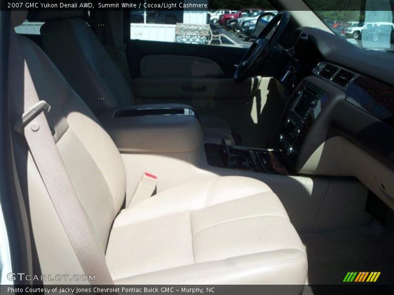 Summit White / Cocoa/Light Cashmere 2007 GMC Yukon Denali AWD